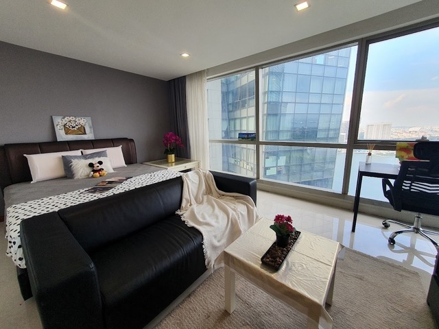 Excellent Marina Bay Sands View - Super High Floor Unit , Queen Room for Rent - Just inside CBD