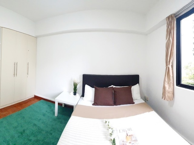 Tiong Bahru MRT - Big Queen Room for Rent