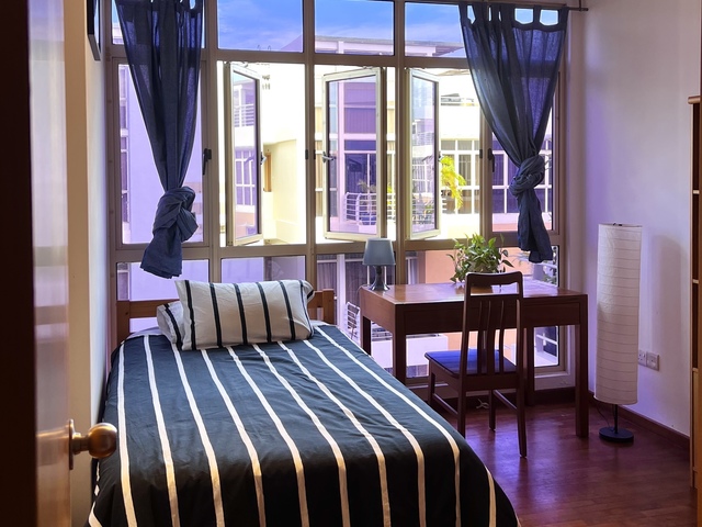 Rooms for rent in Geylang