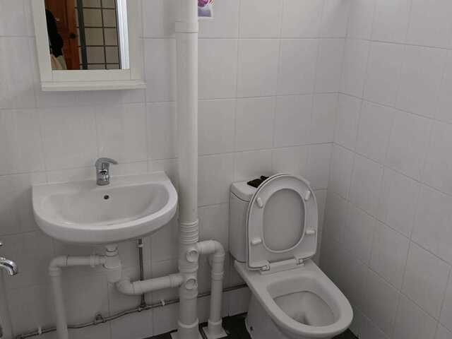 8 Minutes to Yishun Mrt, 3 room HDB for rent