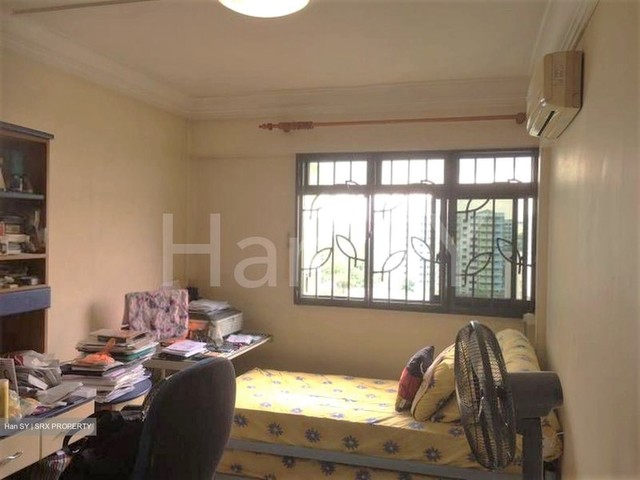 Rental 5I Woodlands corner unit