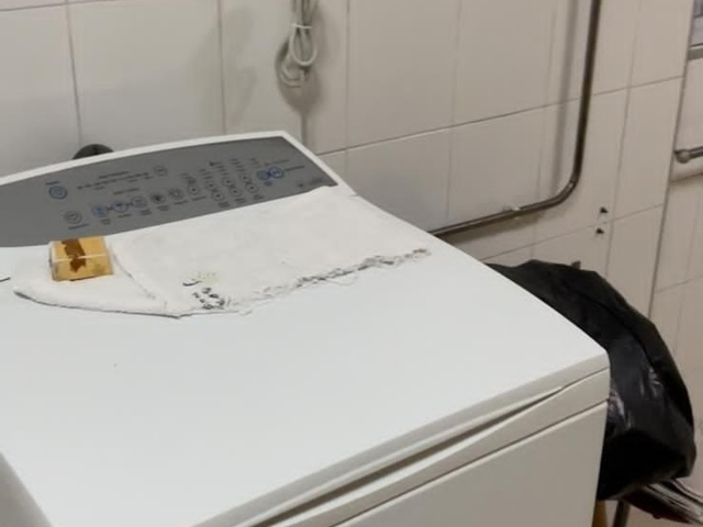 Wide space master room (negotiable)