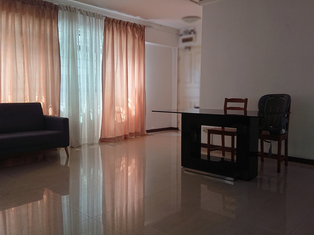 room-for-rent-sembawang-singapore-common-room-for-rent-sembawang