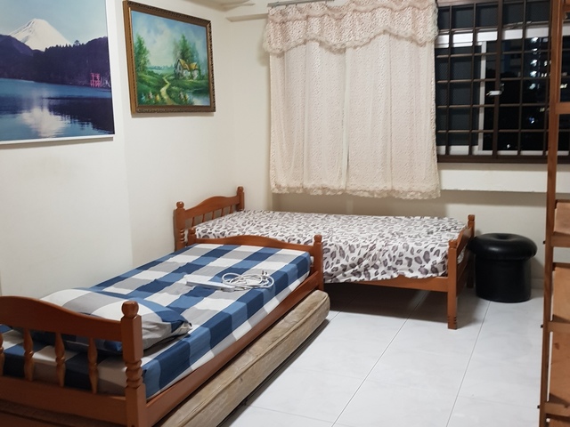Affordable common room sharing at Pasir Ris Street 12