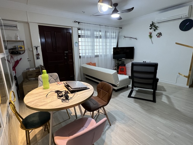 No Agent Fee & No Owner Staying In - Spacious Newly Renovated Common Room for Rent near Boon Lay MRT