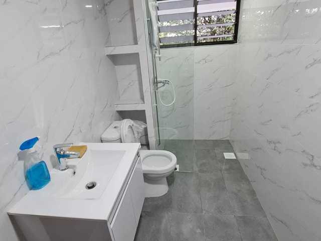 Newly Furnish Queen Room for Rent @ Tiong Bahru MRT