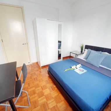 Nearby MRT - Just inside CBD - Tiong Bahru , Full Furnish Big Queen Room