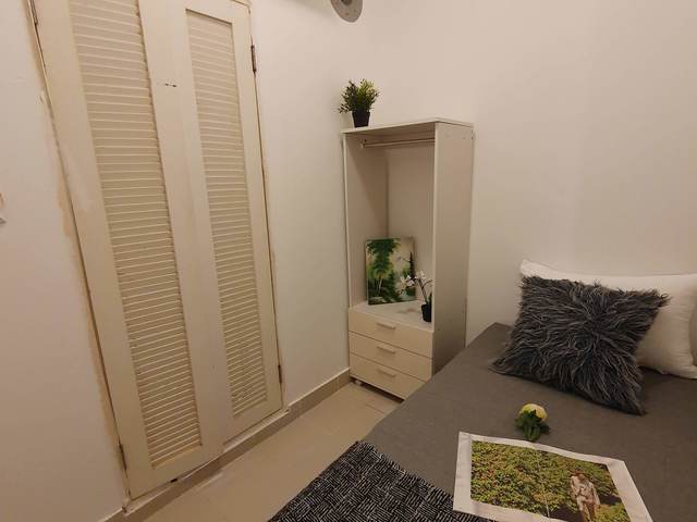 Furnish Single Room - Raffles place Mrt!