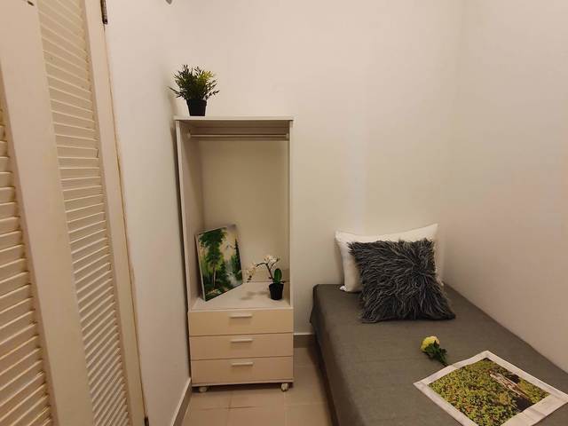 Furnish Single Room - Raffles place Mrt!