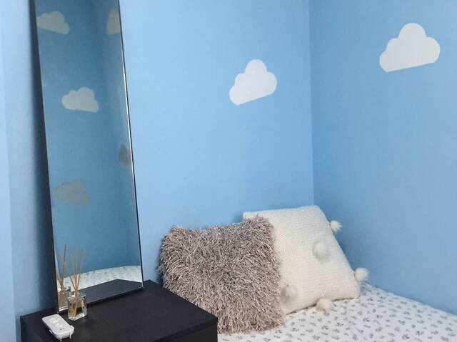 Near Airport Welcome Stewardess