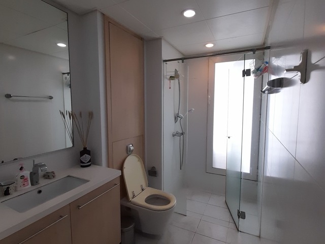 Furnished Big Bay view Queen Room in Central Singapore , Stunning Views of MBS