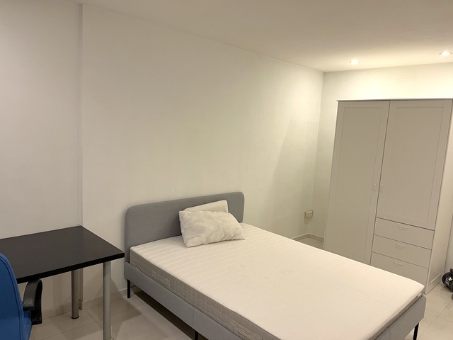 Room for Rent - Tiong Bahru Walk Up