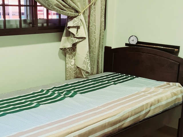 Corner common room for rent