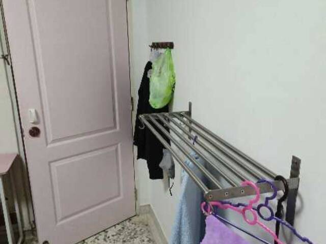 金文泰Clementi 有房出租两人一间房(只限女性)