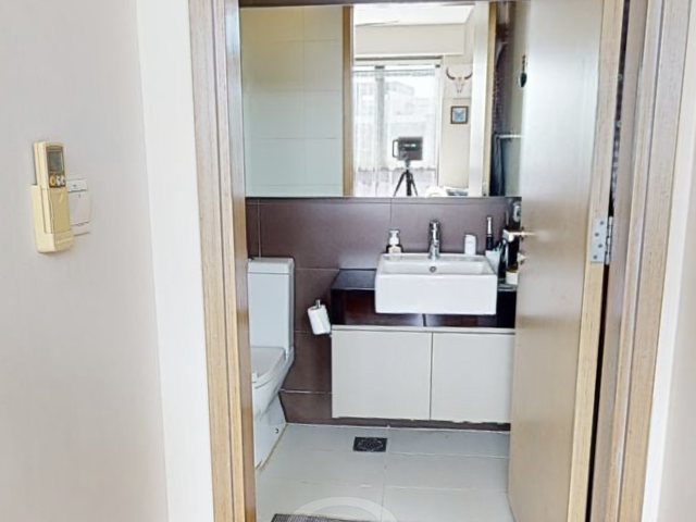 Esparina Residences Studio