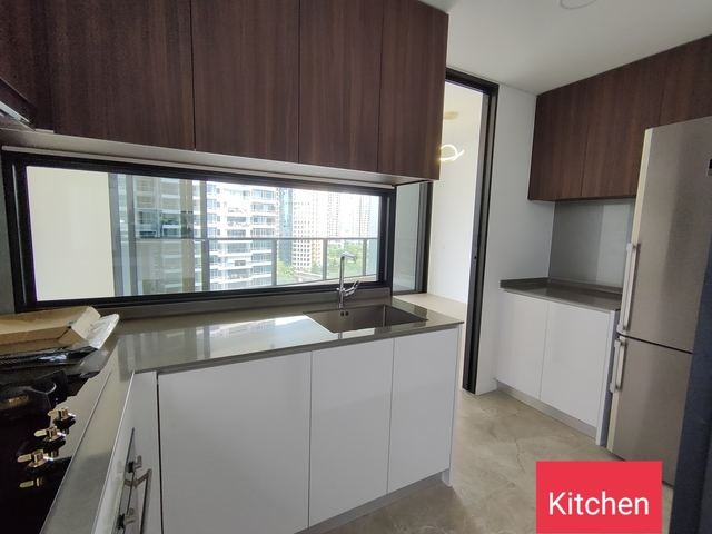 3 bedroom condo unit right at Redhill MRT