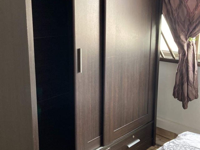 Master bed in little india / Jalan besar