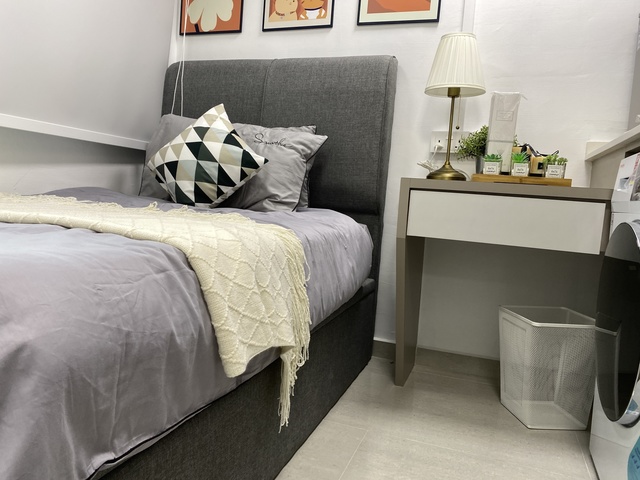 Studio room with kitchen attached (common room)