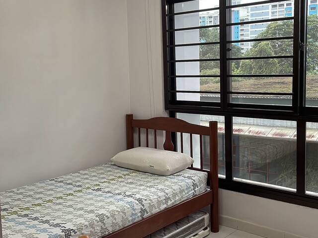 Common room for rent $550