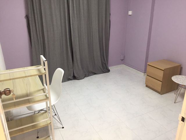 3 BR + 2 Toilets | 5 MINS Walk Tampines MRT | Newly Renovated & Fully Furnished