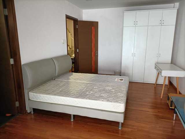 Master bedroom with Balcony near bedok mrt
