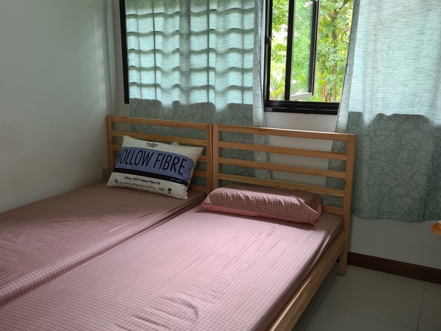 Master bedroom available for rental