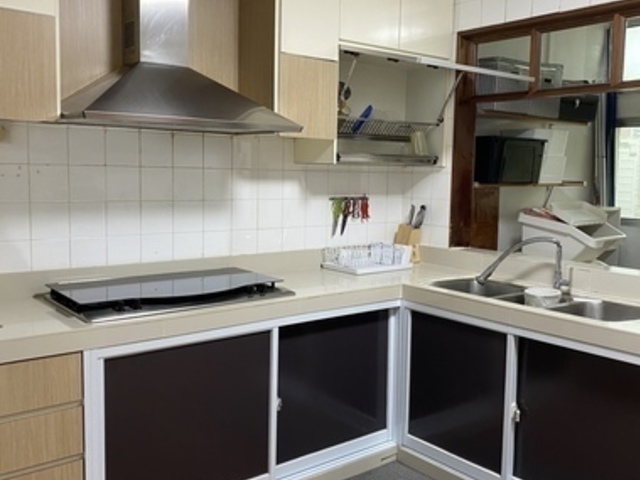 No Agent Fee, Big common room for single female