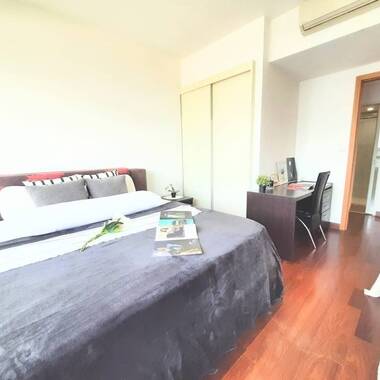Marina Bay Sands View , Full Furnish Studio unit with Kitchen . Downtown MRT!