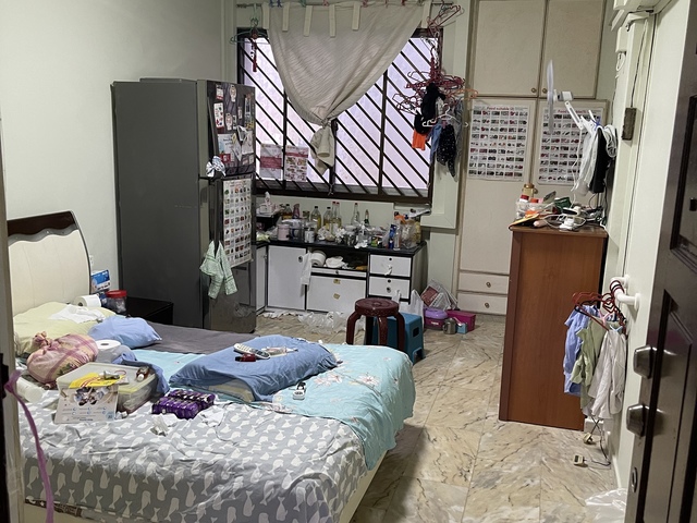 Master bedroom for rent in teck whye