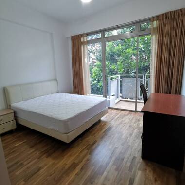 Long/Short-term master bedroom at Kembangan MRT For Rent