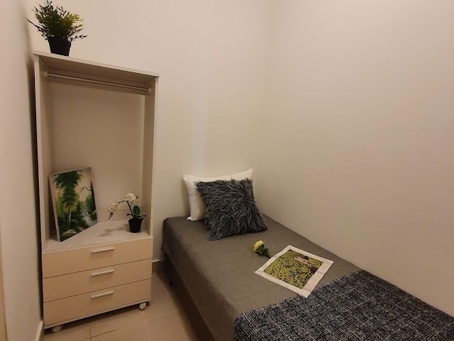 Full Furnish Pocket Room for Rent - Downtown MRT