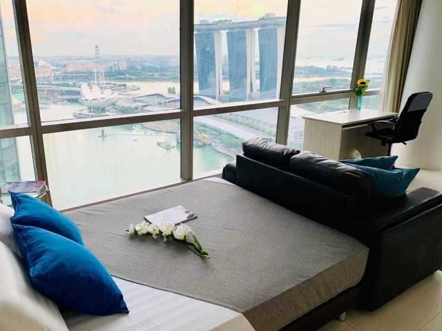 Super High Floor , Big Condo Room with Wonderful Views of Marina Bay Sands