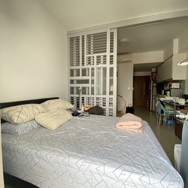 *THE INTERWEAVE* High Floor Studio In City Fringe Mins With Great Facilities!