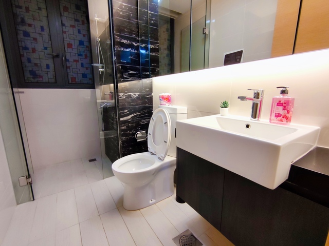 Room for Rent - Hedges Park - No Agent Fees