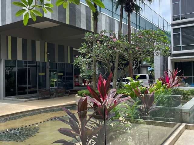 Spacious Garden View Common Room for rent @ Condo near Yishun, Khatib & Sembawang