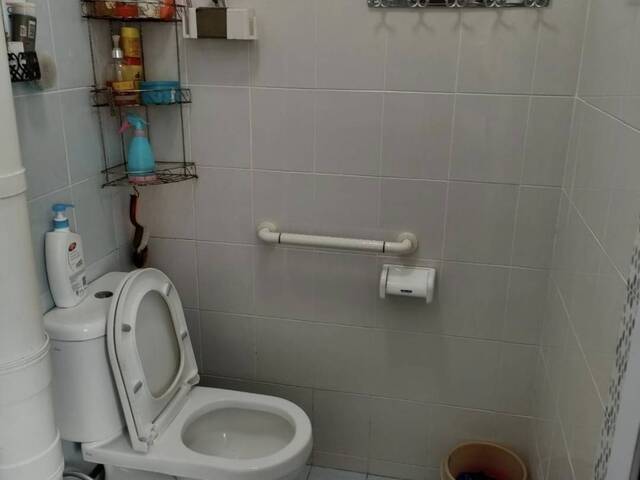 ANG MO KIO - BED SPACE FOR INDIAN MALE (triple sharing)