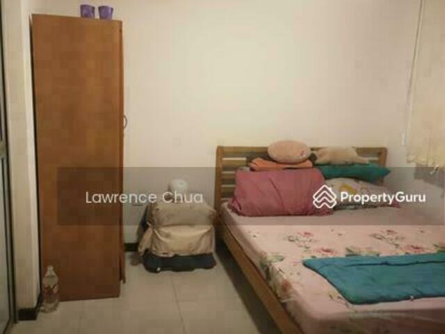 $450 each male-room share at sembawang- whatsapp 9455...