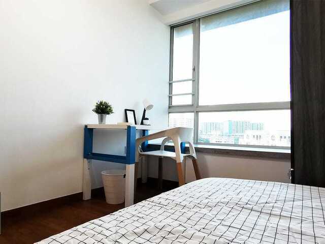 Furnished Caspian CONDO Near NTU Co-Living Condo $1450 Caspian Condo next to Lakseode MRT