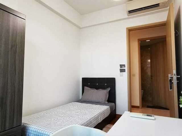 FULLY Furnished  Caspian CONDO Co-Living Condo  $1200   Caspian Condo  next to Lakseode MRT