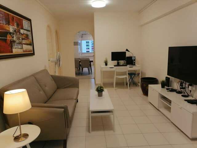 Rental of entire HDB apartment Block 861 Yishun Ave 4