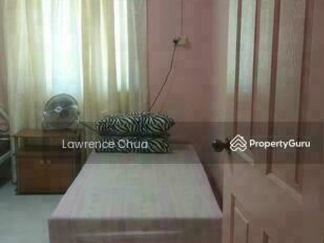 ROOM SHARE for 1 male at Circuit road -whatsapp 9455...