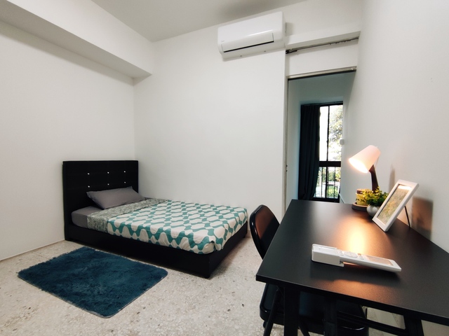 Room for Rent - Thomson Grove - Mins train ride to Orchard & woodlands