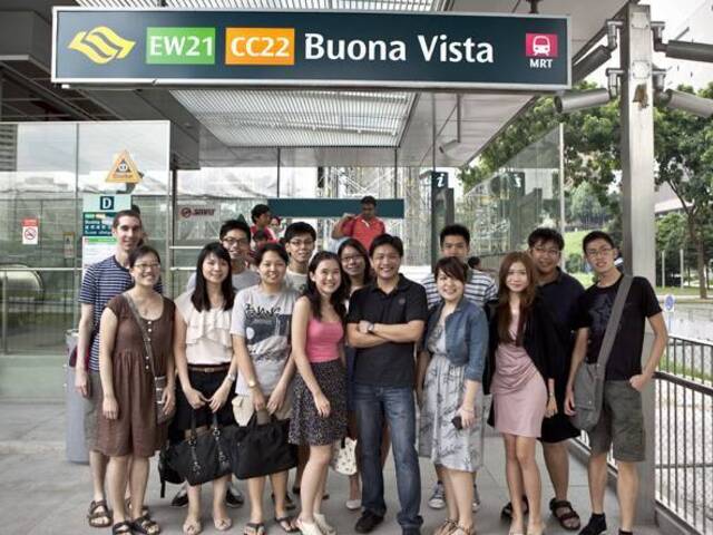 Available immediately, Holland Village HDB 3 separated bedrooms, Fully furnished