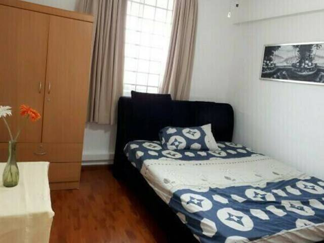 Available immediately, Holland Village HDB 3 separated bedrooms, Fully furnished