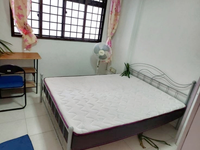 Room for rent Tuas, Singapore - Blk 695 Jurong West - $700 for 1 lady