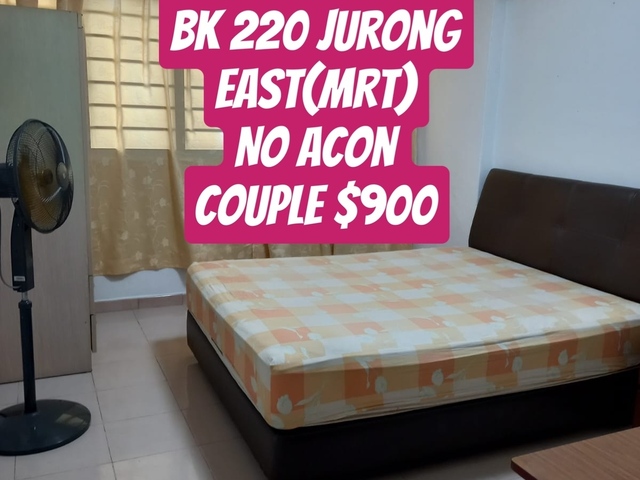 πππBk 220 Jurong East st.21(MRT) no acon couple $900πππ
