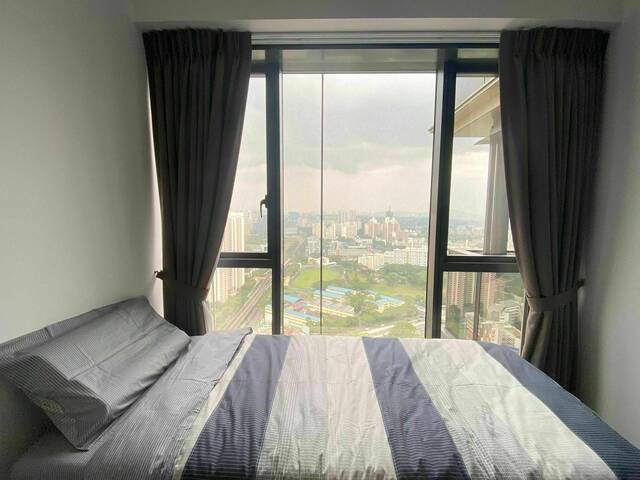 Private room and bathroom