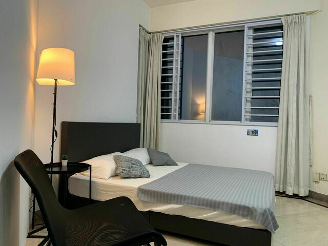 Cosy Comfortable Clean Convenient Condo Room in Kallang