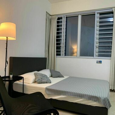 Cosy Comfortable Clean Convenient Condo Room in Kallang