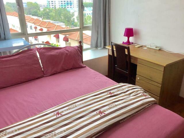 Long/Short-term common room at Tanah Merah Mrt for rent